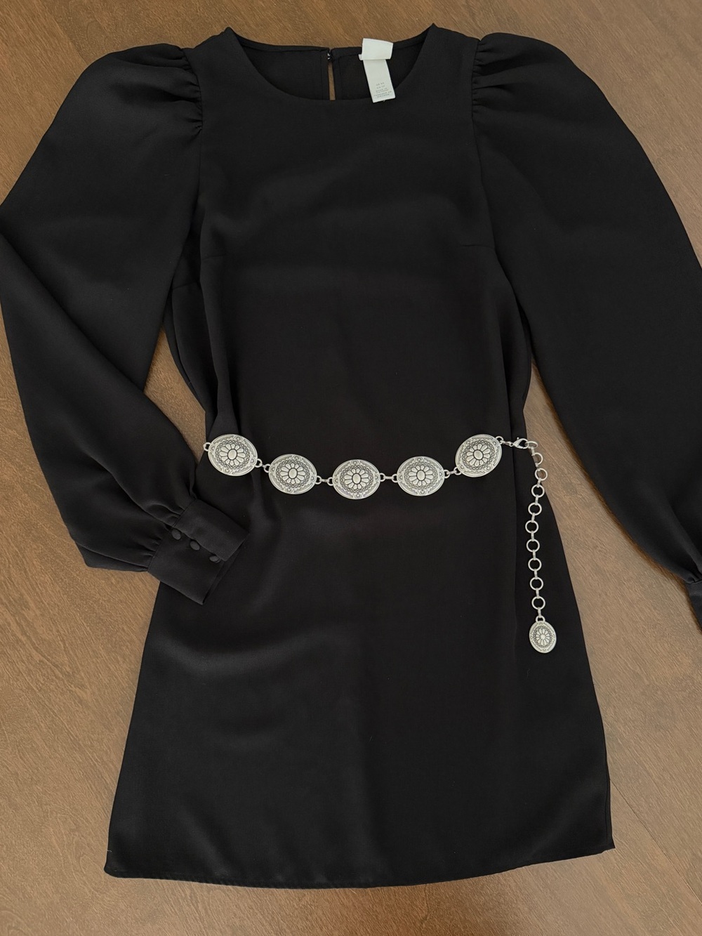 H&M Black Long Sleeve Sleeve Dress | XS